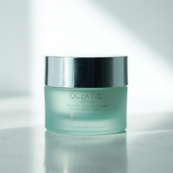 Oceanic Glow Squalane + Marine Algae Eye Cream